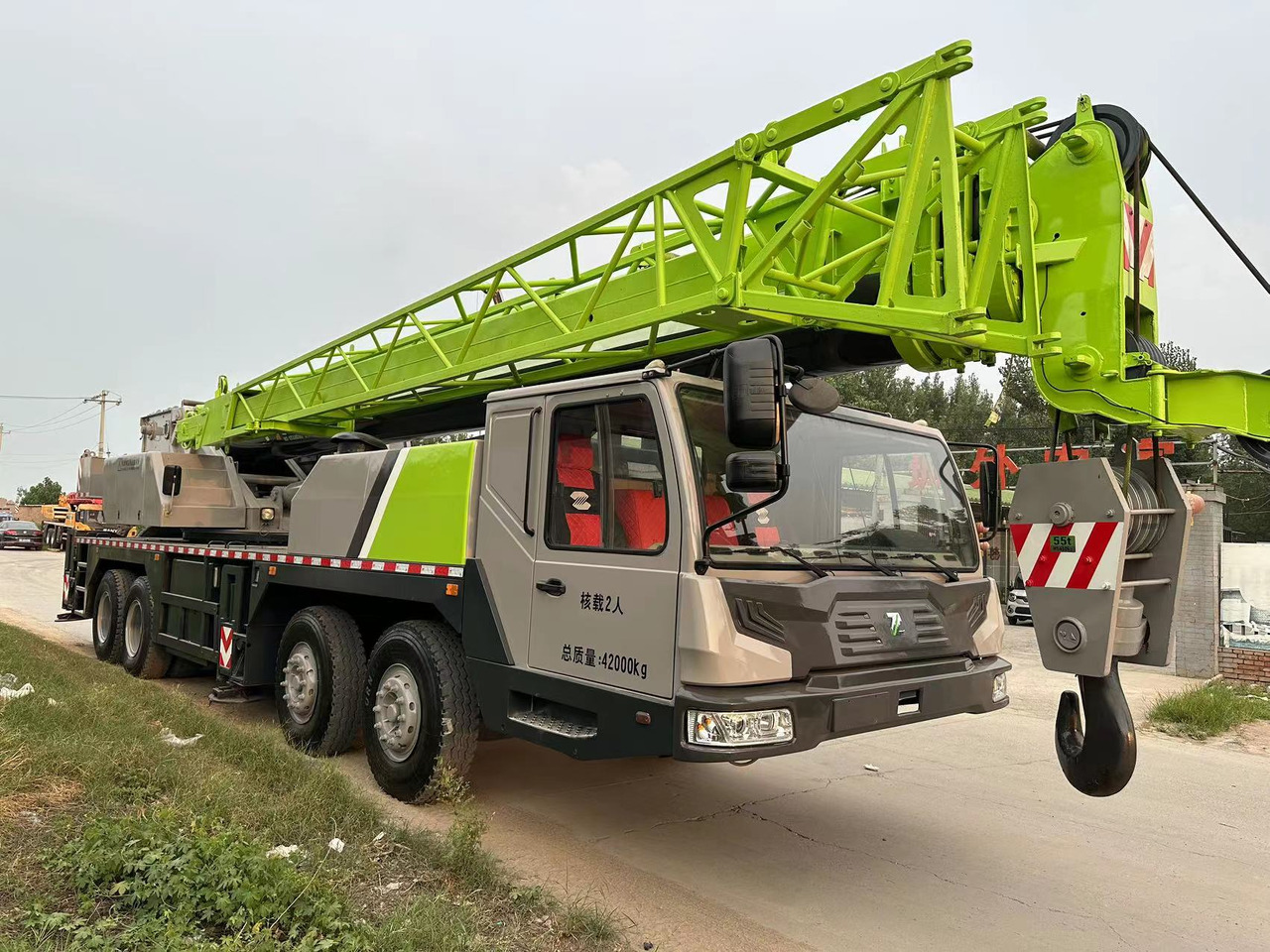 Zoomlion ztc550 used 55ton truck crane - 移动式起重机:图3 Zoomlion ztc550 used 55ton truck crane - 移动式起重机:图3