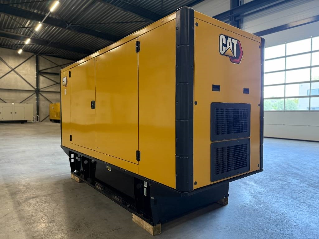 CAT DE220E0 - 220 kVA Surplus genset - DPX-18018-30 - 发电机组:图3 CAT DE220E0 - 220 kVA Surplus genset - DPX-18018-30 - 发电机组:图3