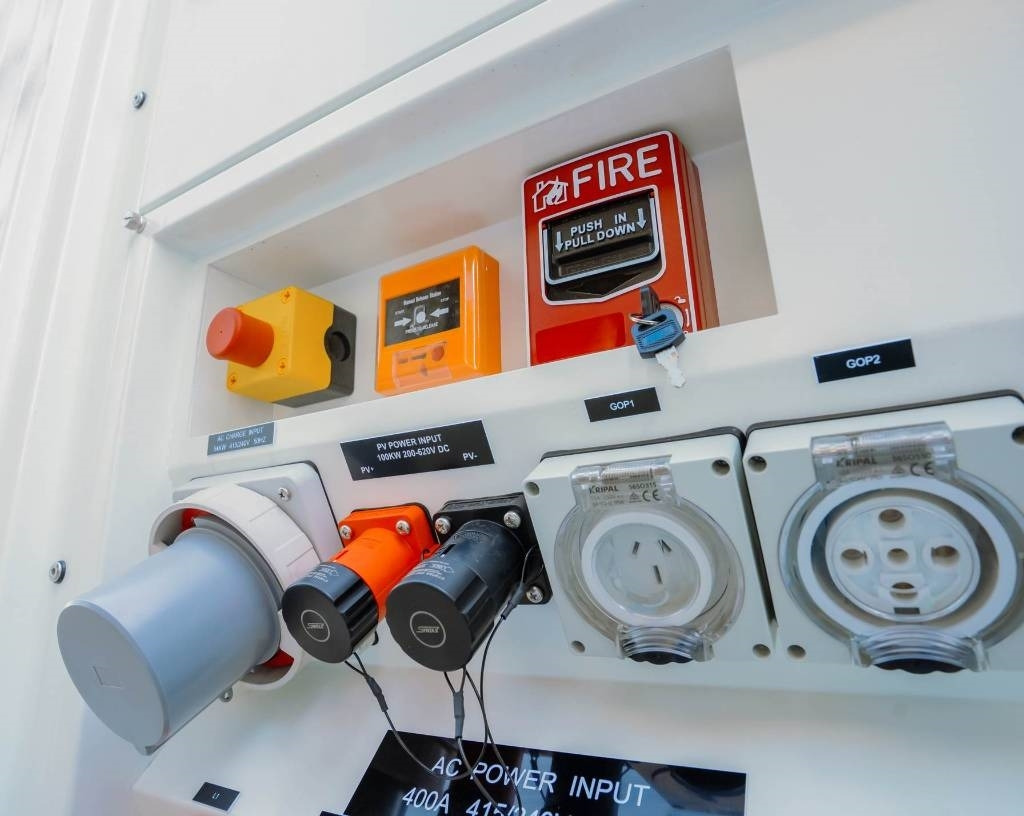新的 发电机组 PHE300 Hybrid Energy System - 300 kVA - 345 kWh：图9