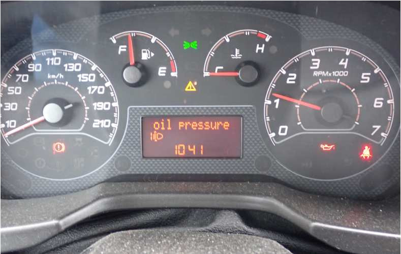 FIAT FIORINO FURGON BLASZAK - 无侧窗厢式货车:图5 FIAT FIORINO FURGON BLASZAK - 无侧窗厢式货车:图5