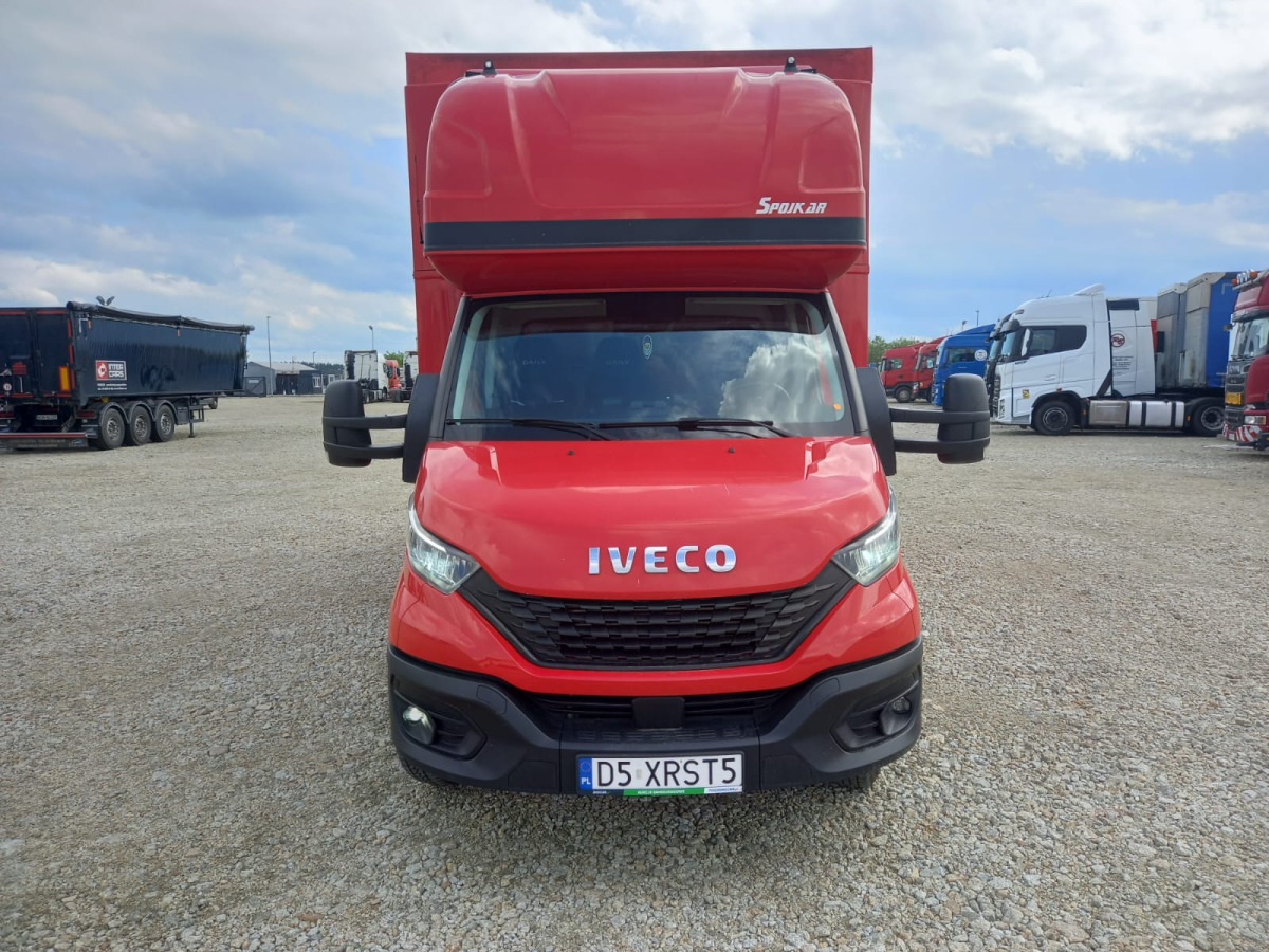 IVECO/JUSAM STANISŁAWJURKOWSKI 50C18/JU06 PLANDEKA - 侧帘货车:图2 IVECO/JUSAM STANISŁAWJURKOWSKI 50C18/JU06 PLANDEKA - 侧帘货车:图2