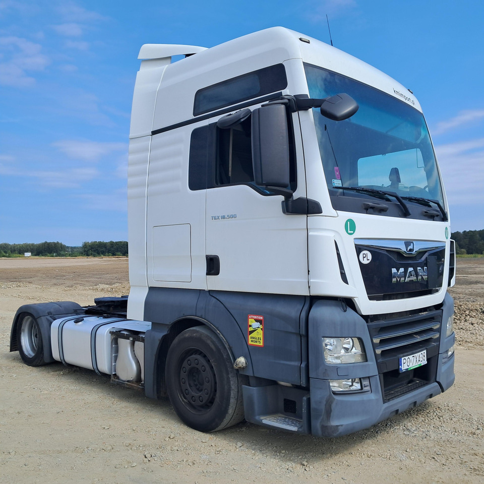 MAN TGX CIĄGNIK SIODŁOWY - 牵引车:图1 MAN TGX CIĄGNIK SIODŁOWY - 牵引车:图1