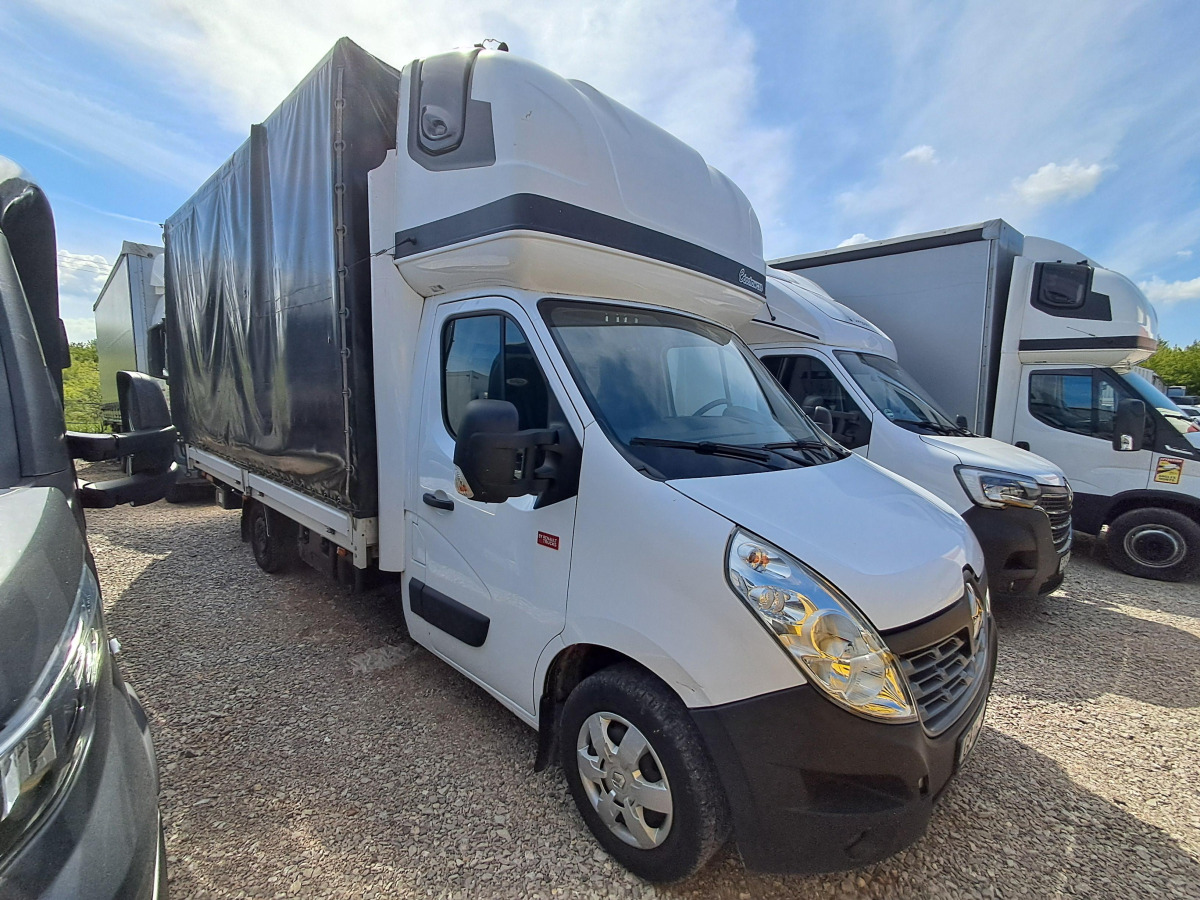 RENAULT MASTER PLANDEKA Z WINDĄ - 侧帘货车:图1 RENAULT MASTER PLANDEKA Z WINDĄ - 侧帘货车:图1