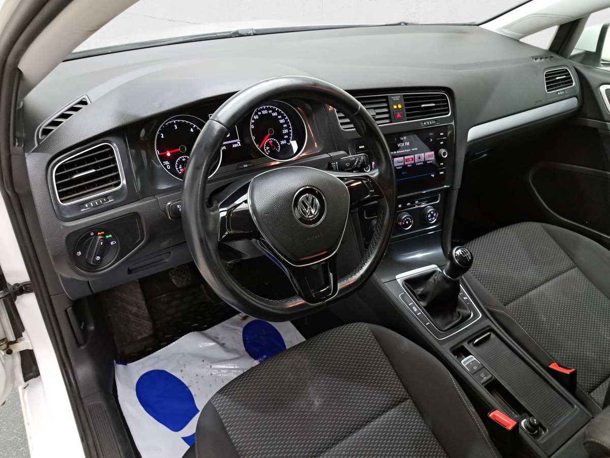 汽车 VOLKSWAGEN GOLF KOMBI：图12