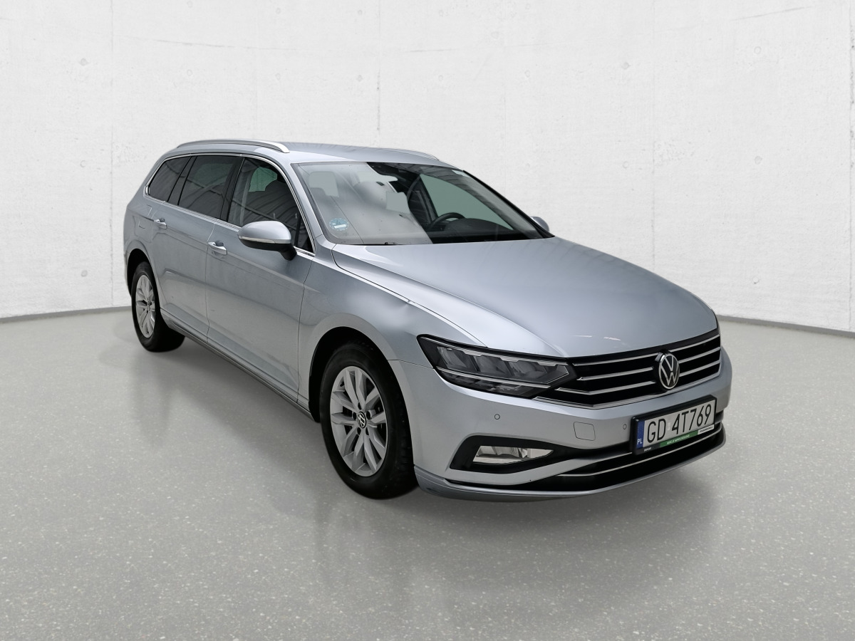VOLKSWAGEN PASSAT KOMBI - 汽车:图1 VOLKSWAGEN PASSAT KOMBI - 汽车:图1