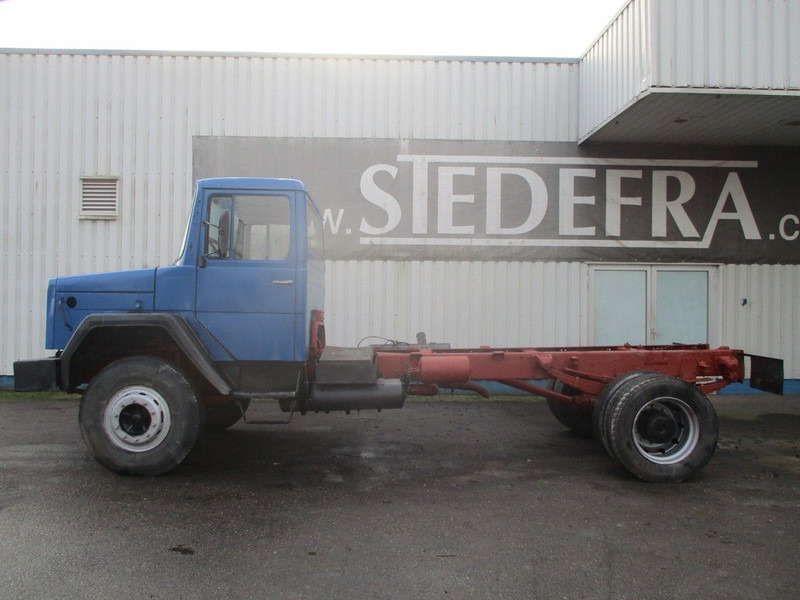 Iveco Magirus Deutz M 160 D 256 , V8 , Manual , Spring suspension - 驾驶室底盘卡车:图2 Iveco Magirus Deutz M 160 D 256 , V8 , Manual , Spring suspension - 驾驶室底盘卡车:图2