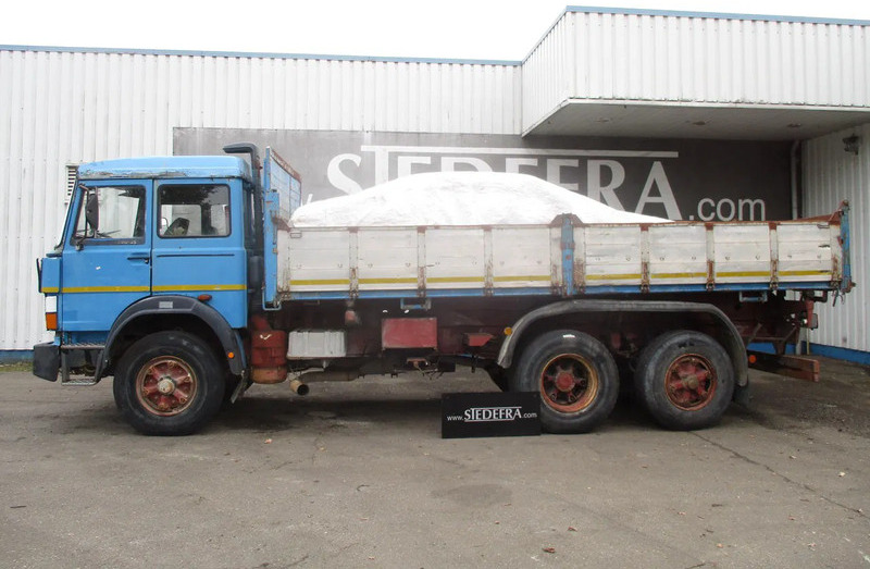 Iveco Turbostar 190-30 , Manual , V8 , 3 way tipper , Spring suspension , 6x2 - 翻斗车:图2 Iveco Turbostar 190-30 , Manual , V8 , 3 way tipper , Spring suspension , 6x2 - 翻斗车:图2