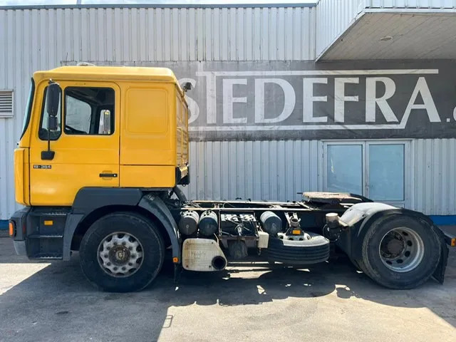 MAN 19.364 F2000 ,6 Cylinder , Belgium Truck , ZF Manual , Euro 2 - 牵引车:图2 MAN 19.364 F2000 ,6 Cylinder , Belgium Truck , ZF Manual , Euro 2 - 牵引车:图2