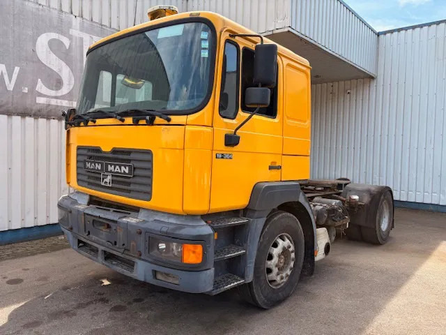 MAN 19.364 F2000 ,6 Cylinder , Belgium Truck , ZF Manual , Euro 2 - 牵引车:图1 MAN 19.364 F2000 ,6 Cylinder , Belgium Truck , ZF Manual , Euro 2 - 牵引车:图1