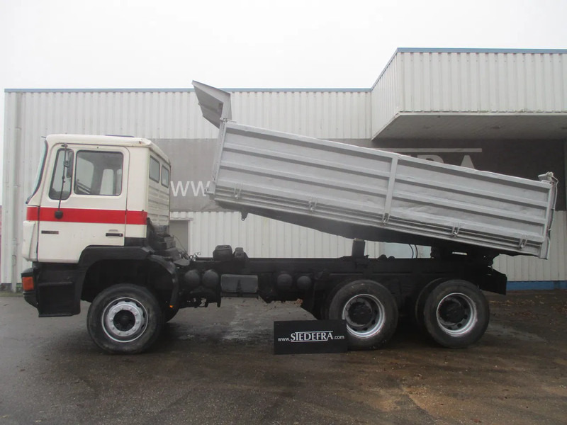 MAN 26 322 ZF Manual , 6x4 , 3 way tipper , Spring suspension - 翻斗车:图2 MAN 26 322 ZF Manual , 6x4 , 3 way tipper , Spring suspension - 翻斗车:图2