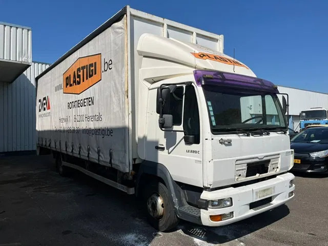 MAN LE 12 - 220C - 侧帘卡车:图4 MAN LE 12 - 220C - 侧帘卡车:图4