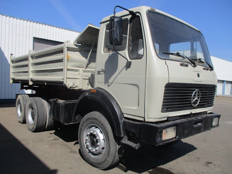 Mercedes-Benz 2633, V8 , ZF Manual , 6x4 , 3 Way tipper , Spring suspension - 翻斗车:图4 Mercedes-Benz 2633, V8 , ZF Manual , 6x4 , 3 Way tipper , Spring suspension - 翻斗车:图4
