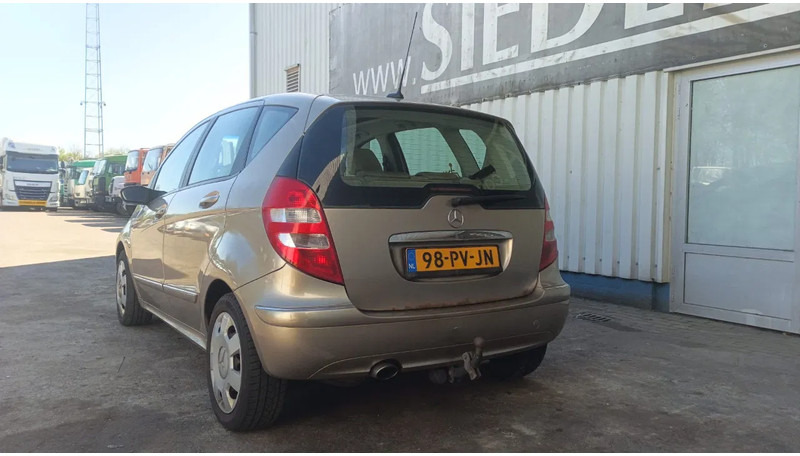 Mercedes-Benz A-Klasse 170 , Airco , leder , distrbute ketting maakt lawaai - 掀背车:图5 Mercedes-Benz A-Klasse 170 , Airco , leder , distrbute ketting maakt lawaai - 掀背车:图5