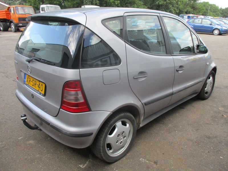 Mercedes-Benz A-Klasse A160 Elegance , Manual - 掀背车:图3 Mercedes-Benz A-Klasse A160 Elegance , Manual - 掀背车:图3