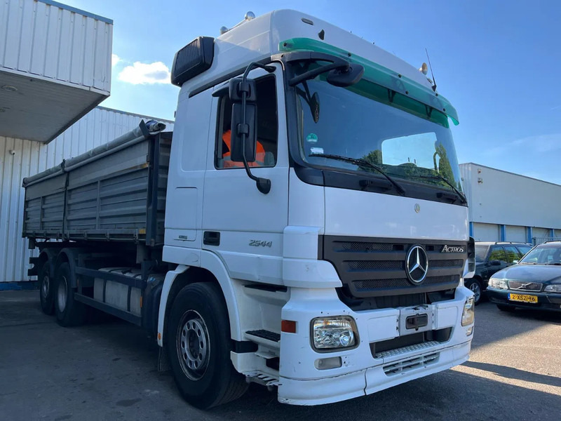 Mercedes-Benz Actros 2544 , MP2 -MP3 , 6x2 , 3 Way Tipper - 翻斗车:图4 Mercedes-Benz Actros 2544 , MP2 -MP3 , 6x2 , 3 Way Tipper - 翻斗车:图4