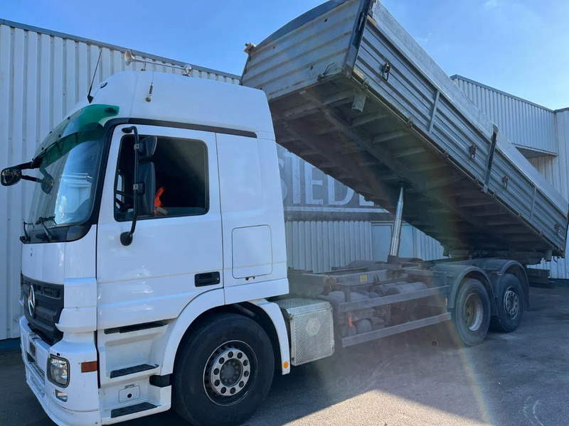 Mercedes-Benz Actros 2544 , MP2 -MP3 , 6x2 , 3 Way Tipper - 翻斗车:图1 Mercedes-Benz Actros 2544 , MP2 -MP3 , 6x2 , 3 Way Tipper - 翻斗车:图1