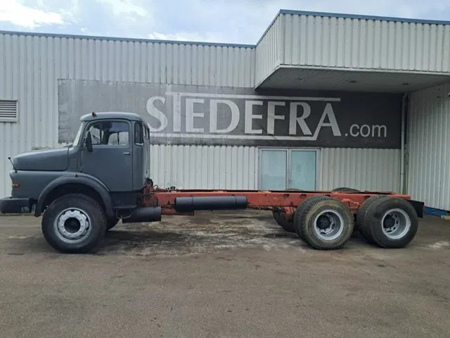 Mercedes-Benz LK 2624 , 6x4 , Manual , Spring suspension - 驾驶室底盘卡车:图2 Mercedes-Benz LK 2624 , 6x4 , Manual , Spring suspension - 驾驶室底盘卡车:图2