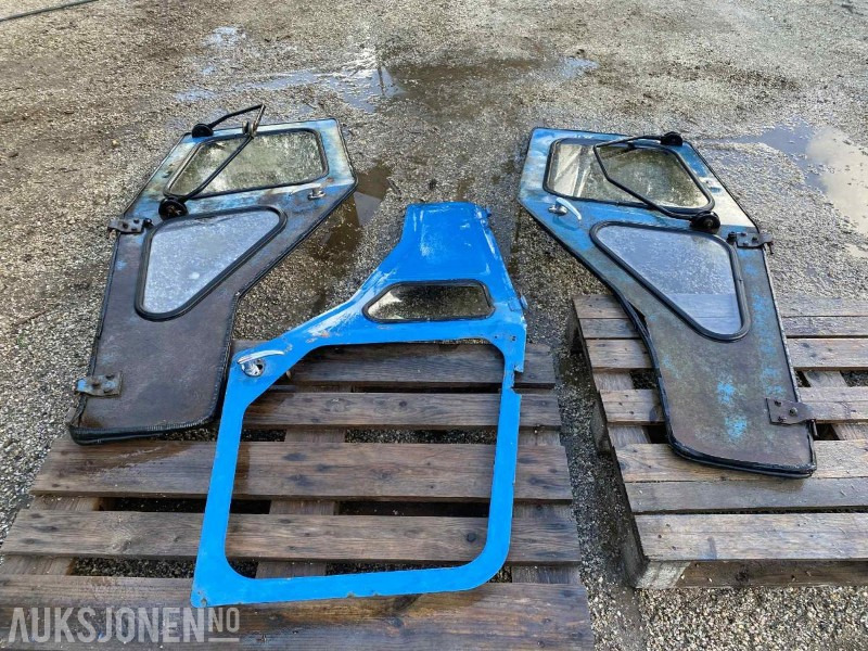 1900 Dører og vindu til Mf og Ford traktor - 拖拉机:图2 1900 Dører og vindu til Mf og Ford traktor - 拖拉机:图2