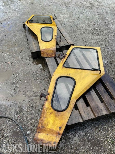 1900 Dører og vindu til Mf og Ford traktor - 拖拉机:图4 1900 Dører og vindu til Mf og Ford traktor - 拖拉机:图4