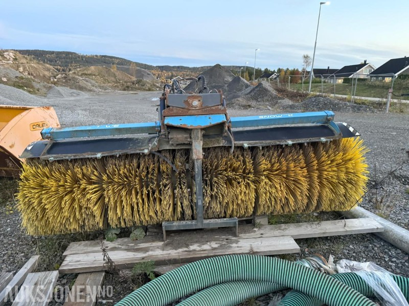 1900 Snower 300 feiekost 300cm - 农业机械:图4 1900 Snower 300 feiekost 300cm - 农业机械:图4