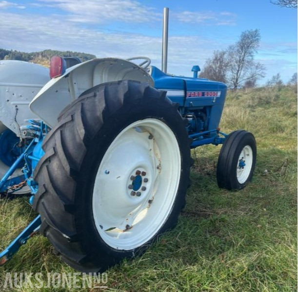 1973 Ford 3000 - mva fri - 拖拉机:图3 1973 Ford 3000 - mva fri - 拖拉机:图3