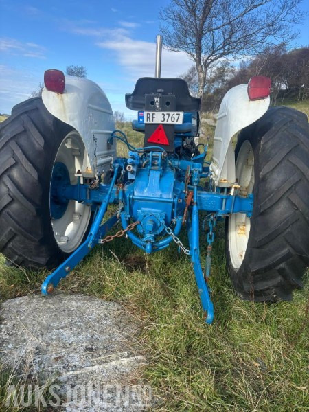 1973 Ford 3000 - mva fri - 拖拉机:图4 1973 Ford 3000 - mva fri - 拖拉机:图4