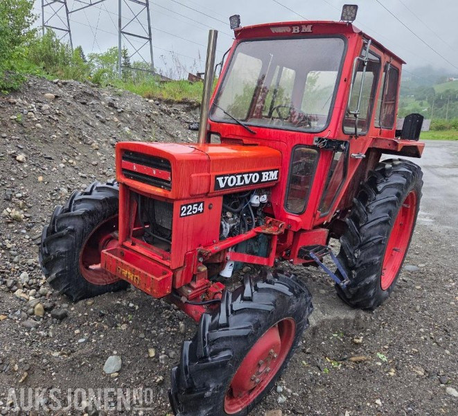 1980 Volvo 2254 - 拖拉机:图1 1980 Volvo 2254 - 拖拉机:图1