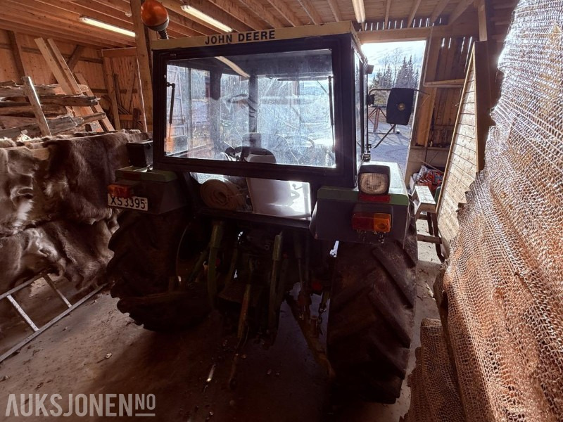 1984 John Deere 1140 4576 timer m/ Pallegafler, Grusskuffe, Snøskuffe, Kjetting - 拖拉机:图3 1984 John Deere 1140 4576 timer m/ Pallegafler, Grusskuffe, Snøskuffe, Kjetting - 拖拉机:图3