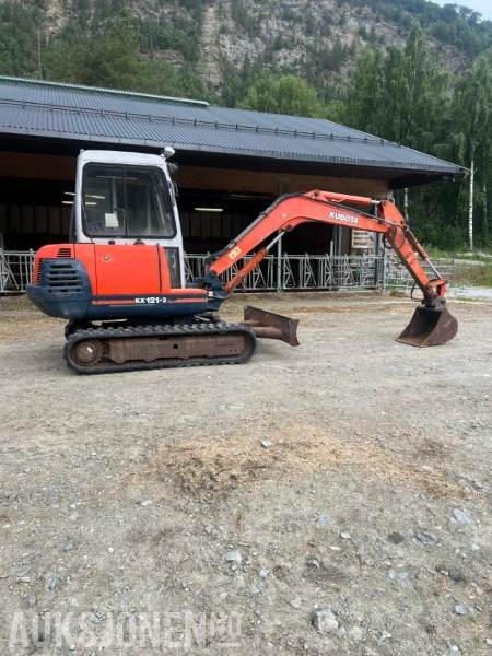 1997 Kubota KX 121-2 gravemaskin med 2 skuffer og klype - 挖掘机:图4 1997 Kubota KX 121-2 gravemaskin med 2 skuffer og klype - 挖掘机:图4