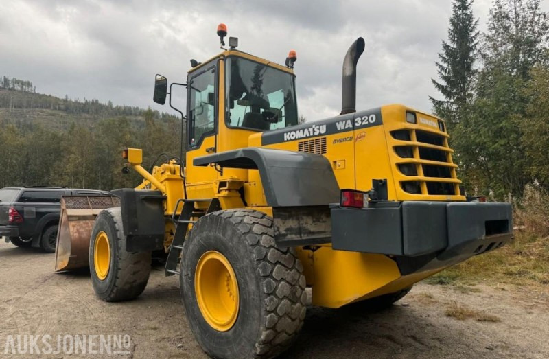 1998 Komatsu WA-320-3H Hjullaster - 轮式装载机:图4 1998 Komatsu WA-320-3H Hjullaster - 轮式装载机:图4