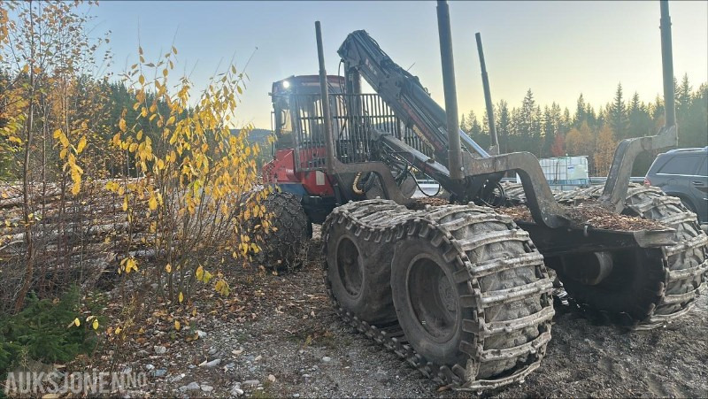 1998 VALMET 840 LASSBÆRER – 8x8 arbeidshest med MaxiForwarder - 农业机械:图4 1998 VALMET 840 LASSBÆRER – 8x8 arbeidshest med MaxiForwarder - 农业机械:图4