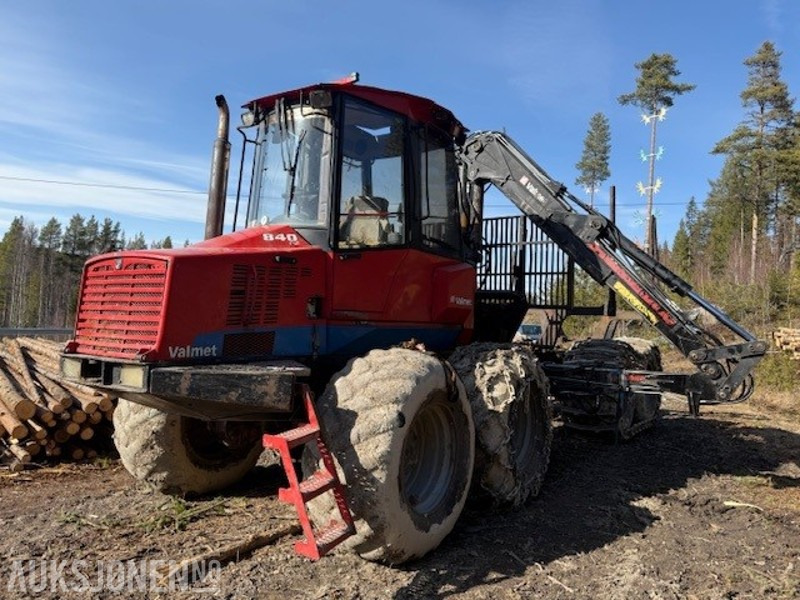 1998 VALMET 840 LASSBÆRER – 8x8 arbeidshest med MaxiForwarder - 农业机械:图1 1998 VALMET 840 LASSBÆRER – 8x8 arbeidshest med MaxiForwarder - 农业机械:图1