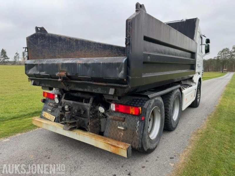 1999 Scania 144G TIPPBIL - 翻斗车:图3 1999 Scania 144G TIPPBIL - 翻斗车:图3