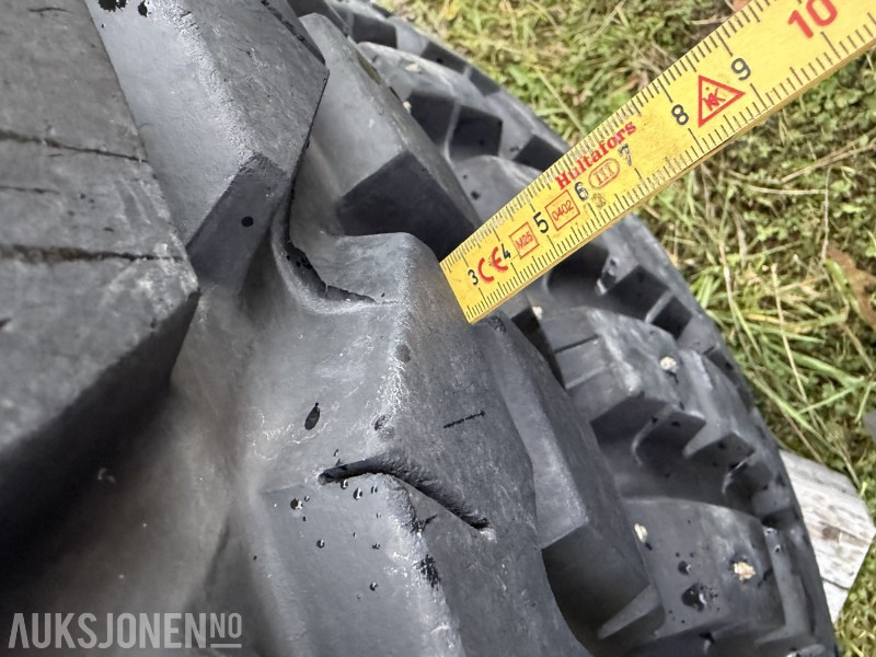 2 STK TRAKTORHJUL NOKIAN TYRES TRI 2 400/80R28 - 农业机械:图3 2 STK TRAKTORHJUL NOKIAN TYRES TRI 2 400/80R28 - 农业机械:图3
