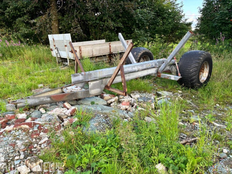 2000 Moi Tømmerhenger - 农业机械:图2 2000 Moi Tømmerhenger - 农业机械:图2