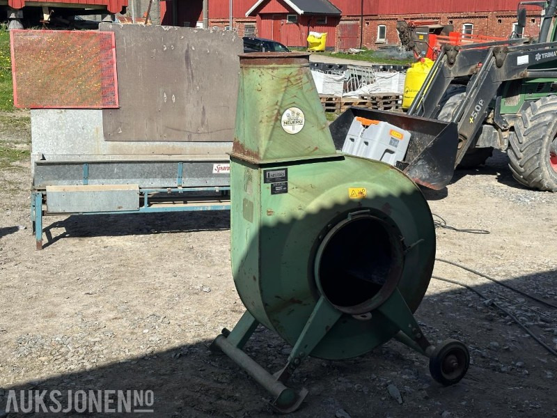 2001 Neuero AG 30 Kornblåser / Vifte - 农业机械:图2 2001 Neuero AG 30 Kornblåser / Vifte - 农业机械:图2