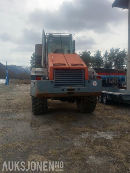 2001 O&K L35.5 HJULLASTER - 轮式装载机:图4 2001 O&K L35.5 HJULLASTER - 轮式装载机:图4
