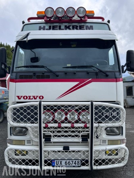 2001 Volvo FH16 Trekkvogn - 520 - 6x4 - Navreduksjon - 牵引车:图2 2001 Volvo FH16 Trekkvogn - 520 - 6x4 - Navreduksjon - 牵引车:图2