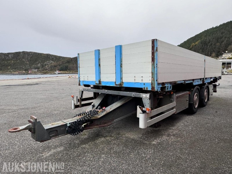 2002 Goebel & Sohn Containerchassi / Boggi kjerre med Kögel ER 74 Vekselflak med aluminiumskarmer - Supersingel hjul - 全挂车:图1 2002 Goebel & Sohn Containerchassi / Boggi kjerre med Kögel ER 74 Vekselflak med aluminiumskarmer - Supersingel hjul - 全挂车:图1