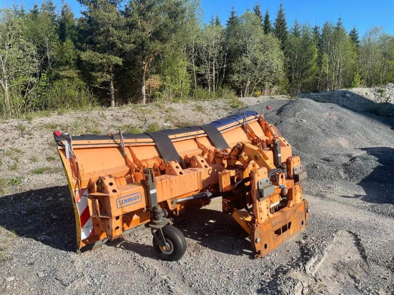 2002 SCHMIDT MS 33 Snøskjær - 农业机械:图2 2002 SCHMIDT MS 33 Snøskjær - 农业机械:图2