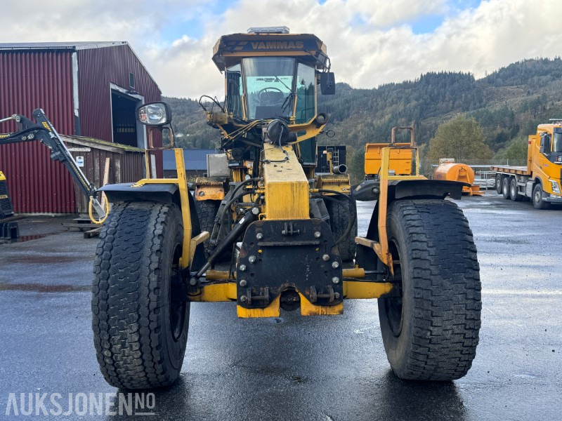 2002 Vammas RG-281 Veihøvel / Road Grader - rep.objekt / Delemaskin - 建筑设备:图2 2002 Vammas RG-281 Veihøvel / Road Grader - rep.objekt / Delemaskin - 建筑设备:图2