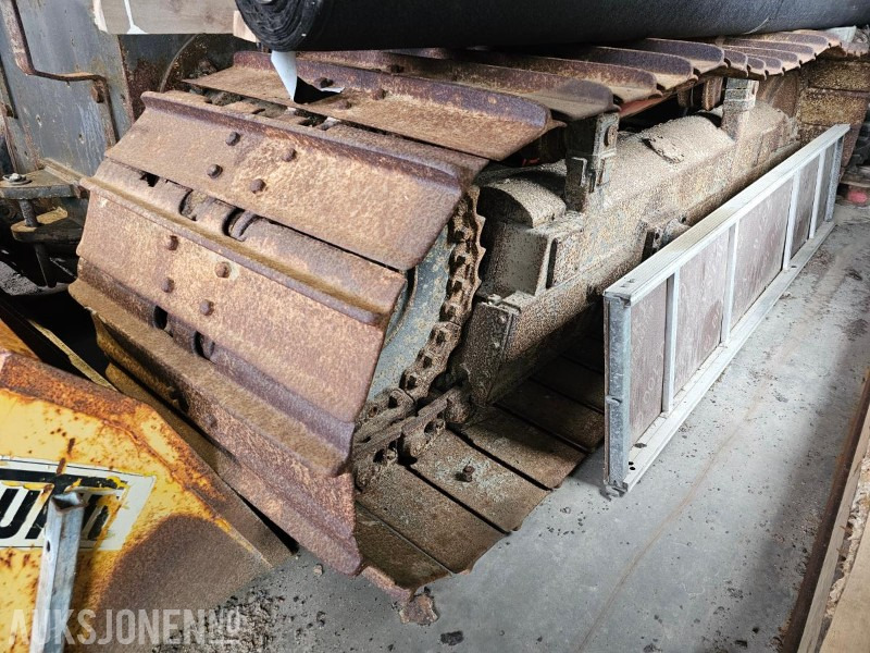 2003 NEW HOLLAND D180 BULLDOZER - 建筑设备:图3 2003 NEW HOLLAND D180 BULLDOZER - 建筑设备:图3