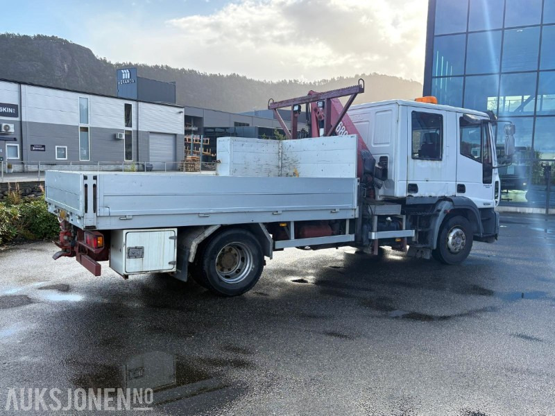2004 Iveco 120E24 EUROCARGO kranbil - registrert for 5 sitteplasser - 起重车:图3 2004 Iveco 120E24 EUROCARGO kranbil - registrert for 5 sitteplasser - 起重车:图3