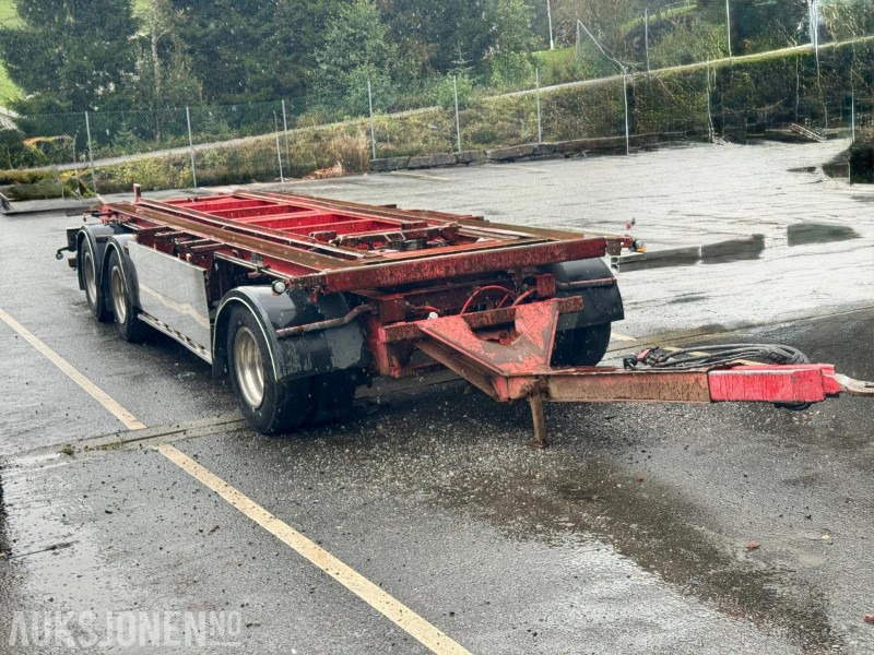 2005 Istrail Container Slepvogn – Krokhenter med Tipp - EU-godkjent til oktober 2025 - 全挂车:图3 2005 Istrail Container Slepvogn – Krokhenter med Tipp - EU-godkjent til oktober 2025 - 全挂车:图3