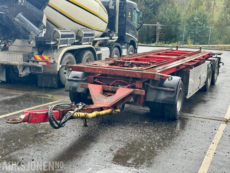 2005 Istrail Container Slepvogn – Krokhenter med Tipp - EU-godkjent til oktober 2025 - 全挂车:图2 2005 Istrail Container Slepvogn – Krokhenter med Tipp - EU-godkjent til oktober 2025 - 全挂车:图2