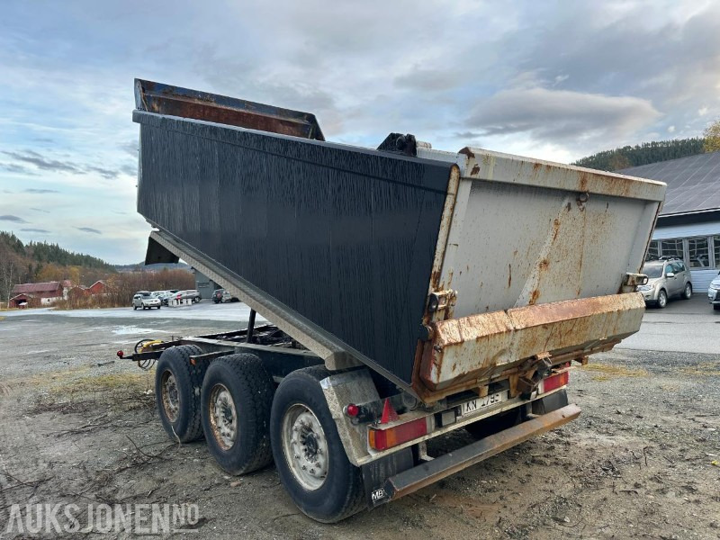 2005 Maur Bilpåbygg tippkjerre / trippelkjerre - 全挂车:图4 2005 Maur Bilpåbygg tippkjerre / trippelkjerre - 全挂车:图4