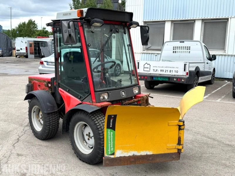 2006 Antonio Carraro Superpark 4400 HST | traktorregistrert redskapsbærer med hydraulisk plog - 农业机械:图3 2006 Antonio Carraro Superpark 4400 HST | traktorregistrert redskapsbærer med hydraulisk plog - 农业机械:图3
