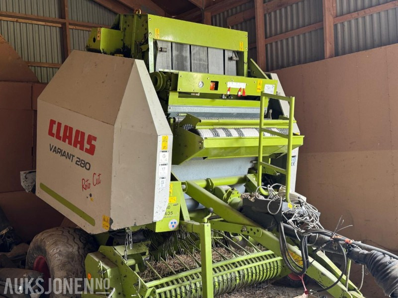 2006 Claas Variant 280 rundballepresse / Beltepresse - 农业机械:图2 2006 Claas Variant 280 rundballepresse / Beltepresse - 农业机械:图2