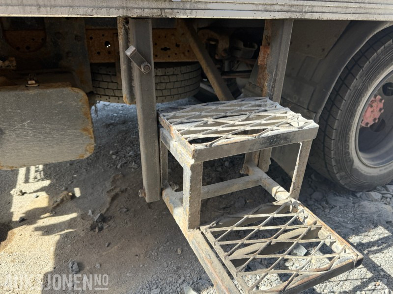 卡车 2006 Fuso Canter 7C14 Servicebil - REP-objekt - Bakløft - 260696 km：图41