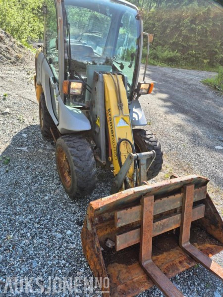 2006 KramerAllrad 180 med 2 skuffer og pallegafler - 2316 timer - 4-hjulssving - 轮式装载机:图3 2006 KramerAllrad 180 med 2 skuffer og pallegafler - 2316 timer - 4-hjulssving - 轮式装载机:图3